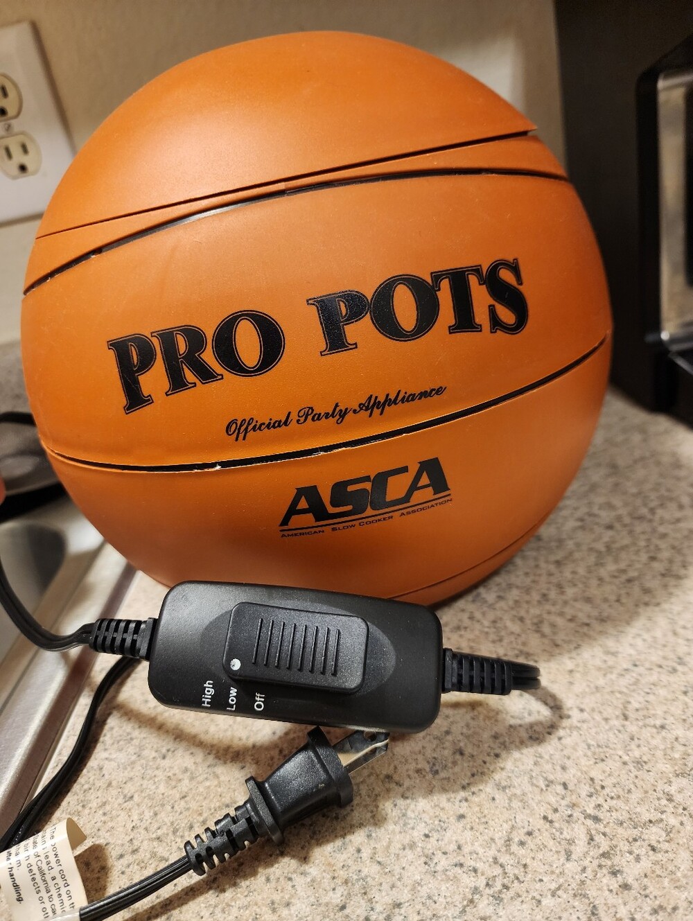 PRO POTS Basketball-Shaped Electric Slow Cooker 1.5 Qt. Capacity - Model BB-10